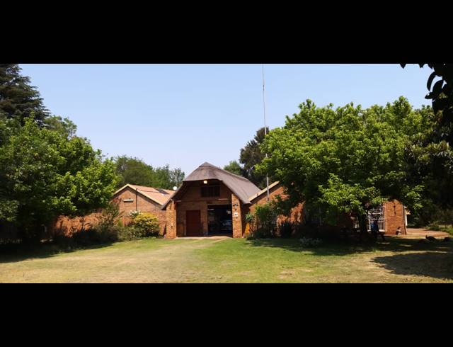 3,400M² SMALLHOLDING FOR SALE IN GROOTVALY